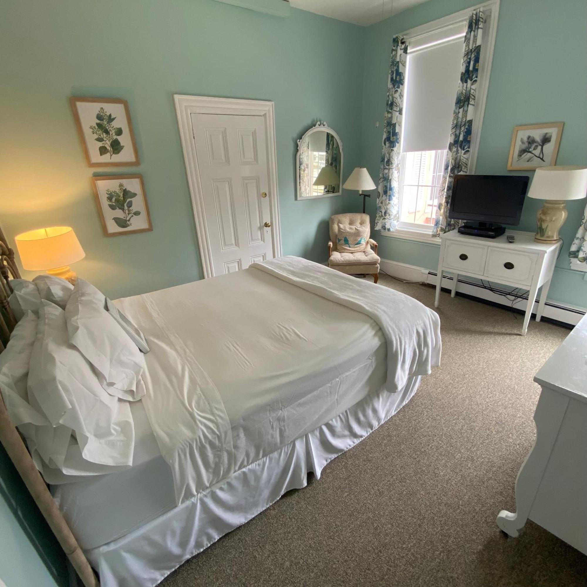 The Ocean House Hotel Spring Lake Room photo