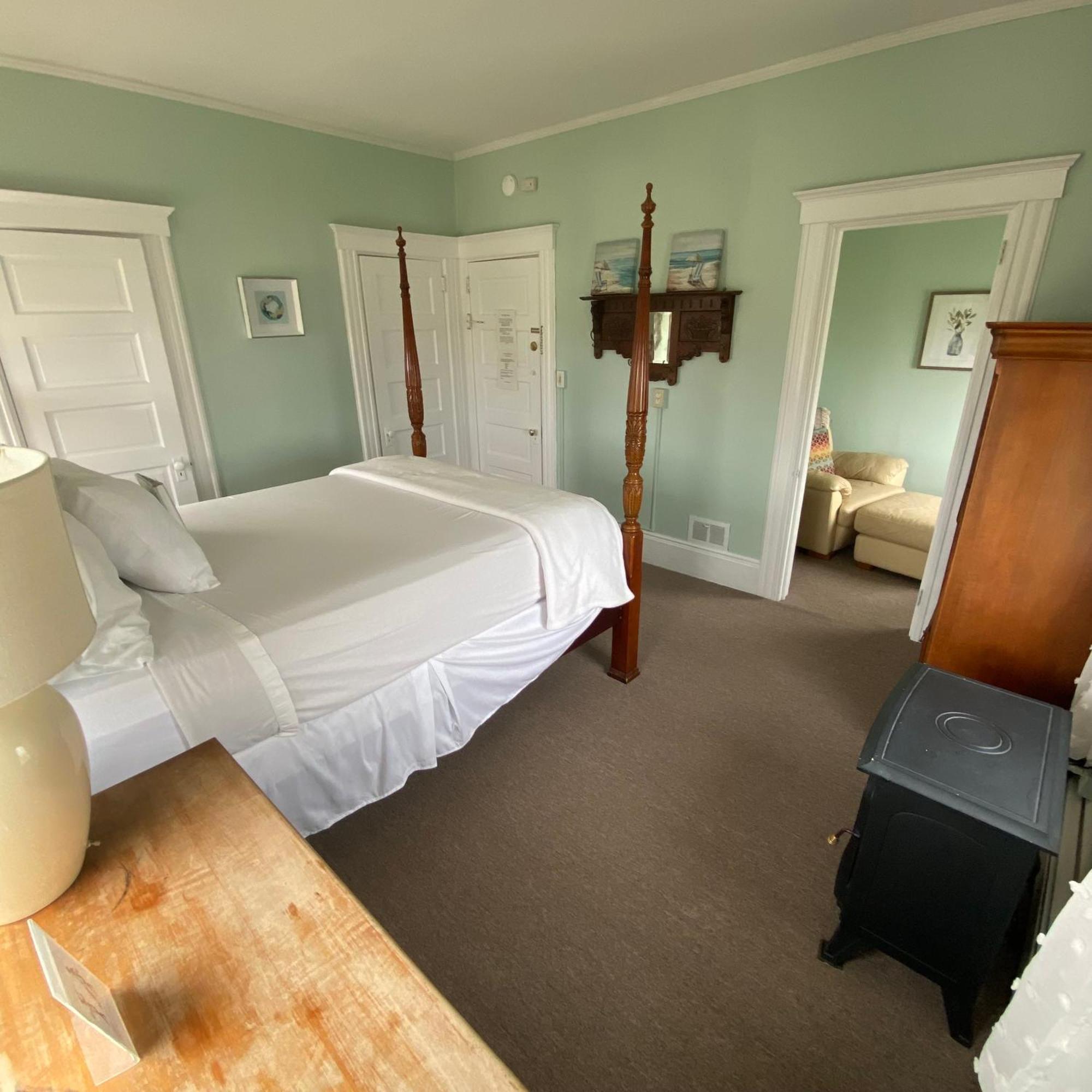 The Ocean House Hotel Spring Lake Room photo