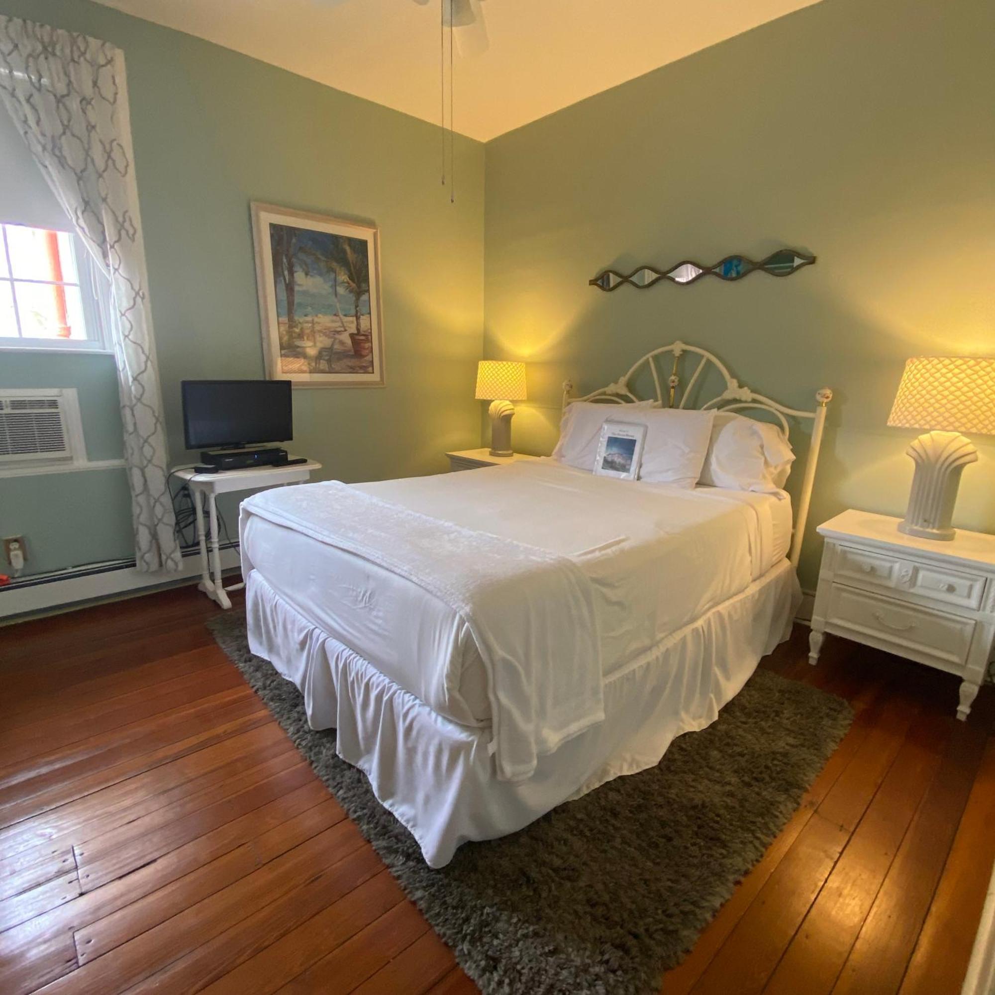 The Ocean House Hotel Spring Lake Room photo