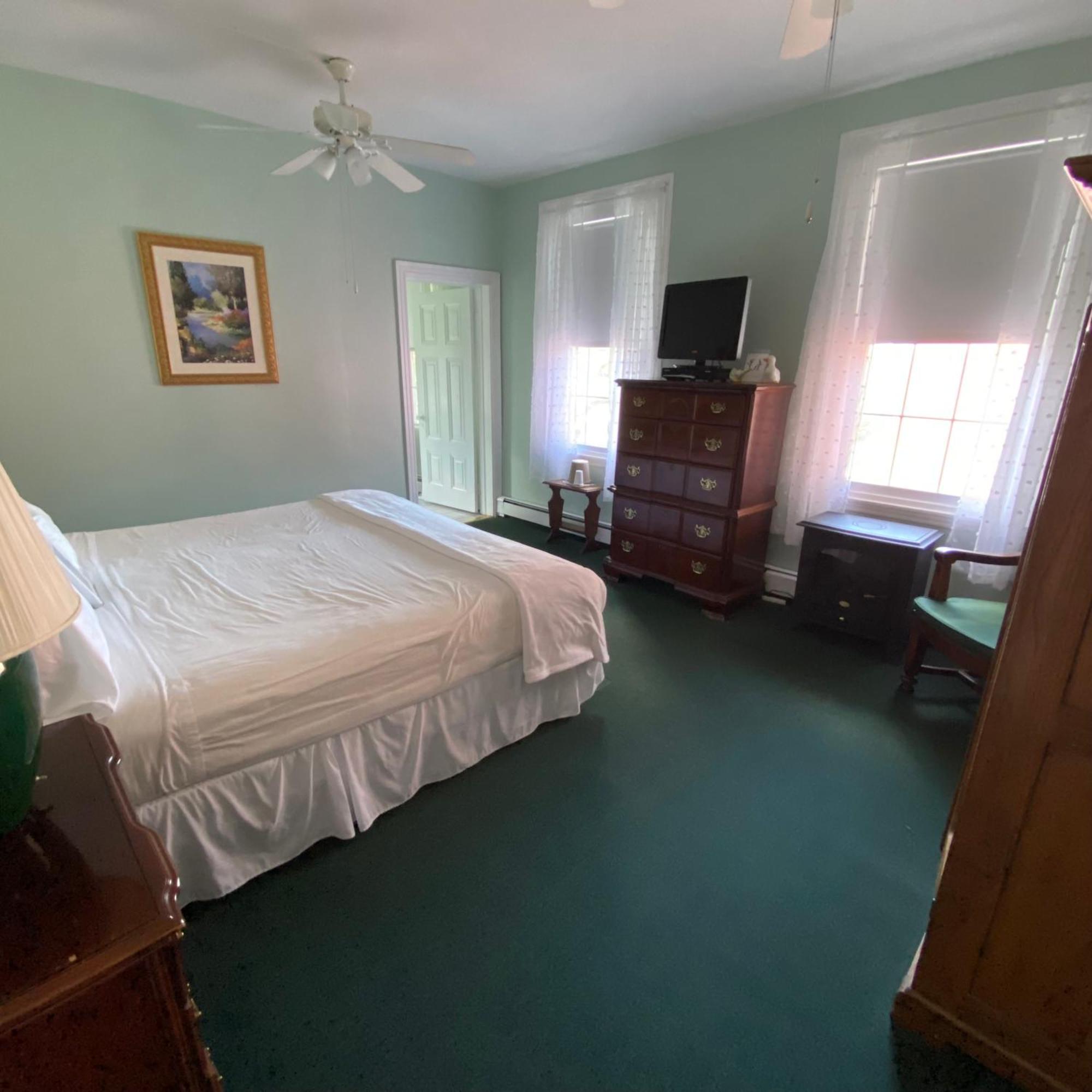 The Ocean House Hotel Spring Lake Room photo