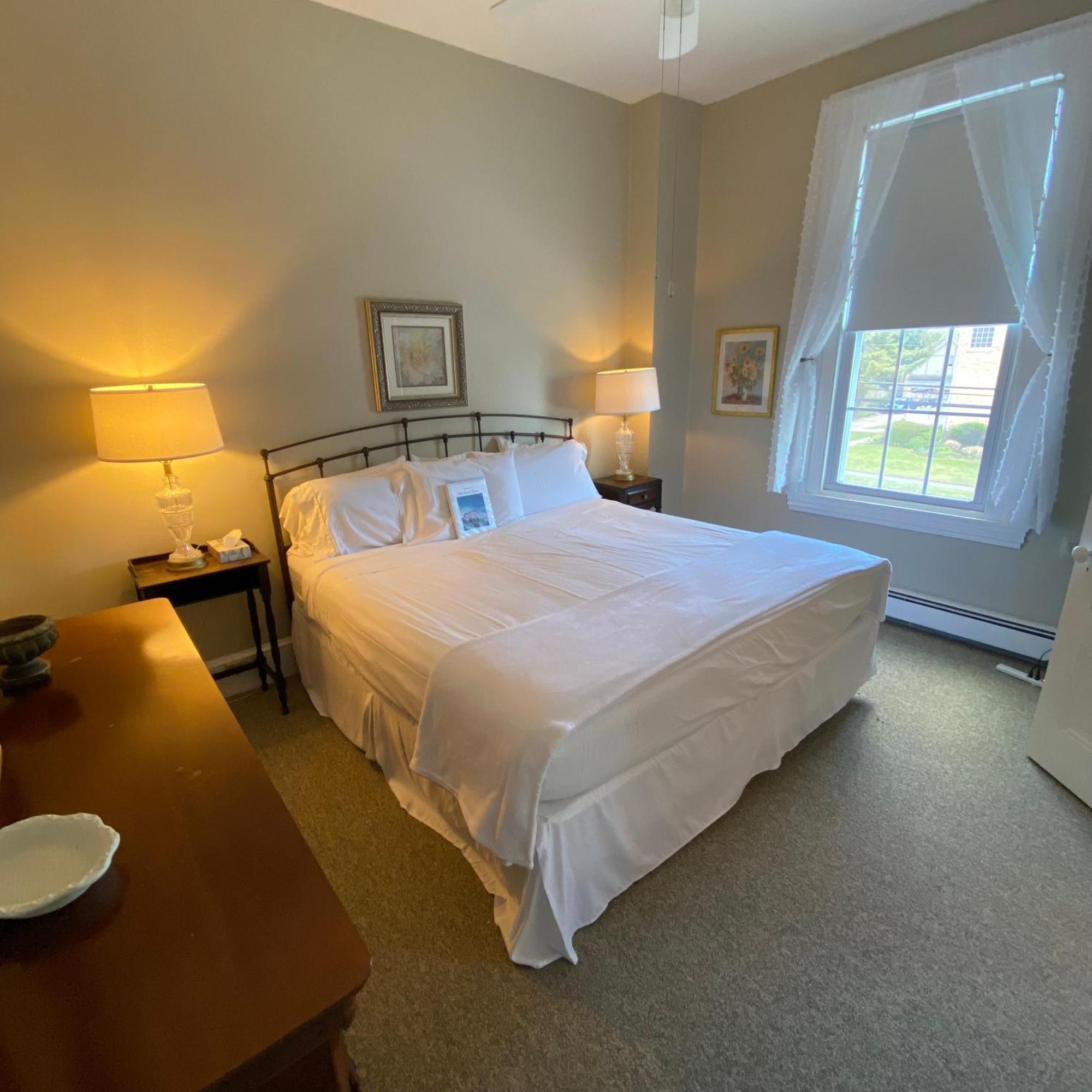 The Ocean House Hotel Spring Lake Room photo